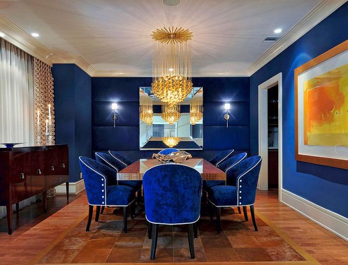 How to decorate a blue dining room