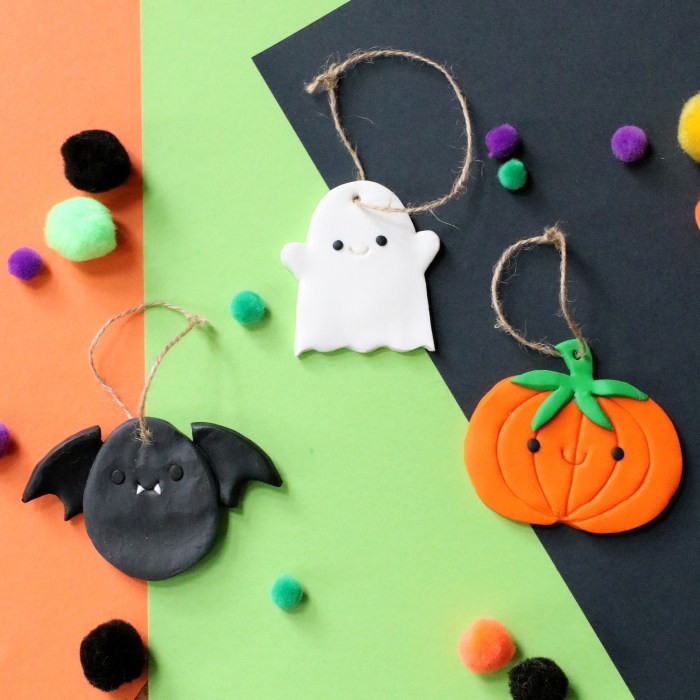 How to make a tactile halloween decoration