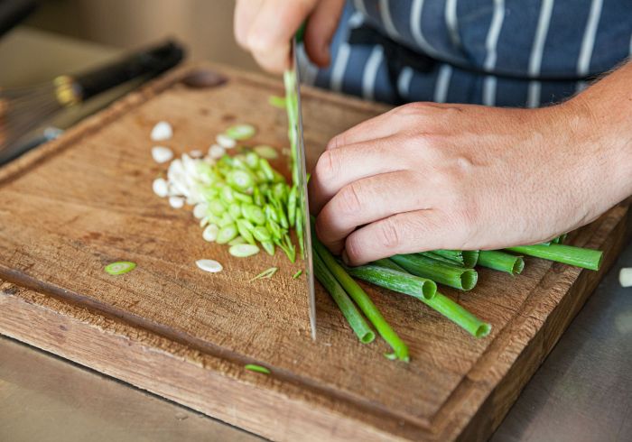 How to cook spring onions in indian style